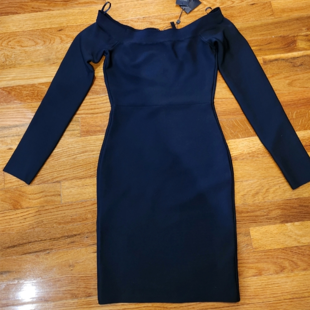 BCBGMAXAZRIA long sleeve dress